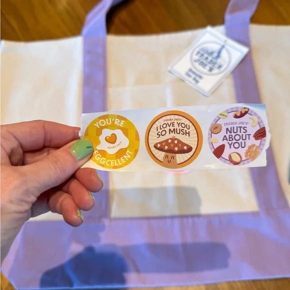 LARGE Lavender 💜 Trader Joe’s Canvas Tote Bag 🎁 FREE TJ Comfort Foods Poly Bag - Picture 14 of 16